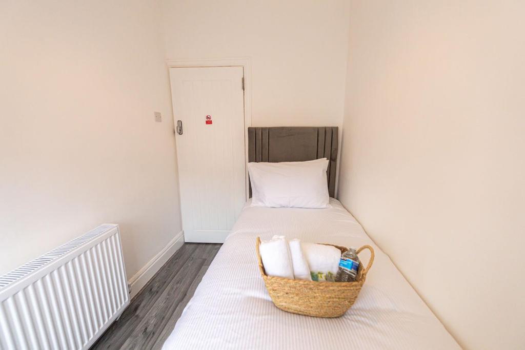Room In Anfield 利物浦 外观 照片